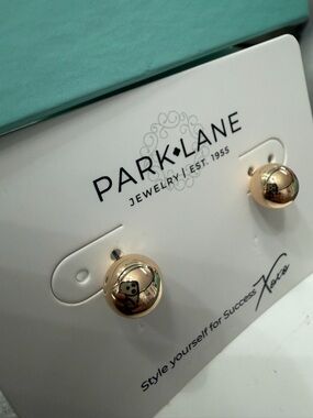 Park Lane Womens Trendy Timeless Gold Ball Stud Earrings Classic Minimalist NWT